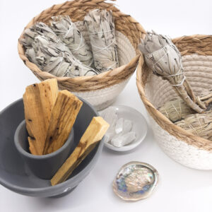 Lotus Palo Santo Burner – Grey Ceramic